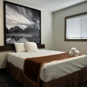 Super 8 By Wyndham Penticton Motel ภายนอก รูปภาพ